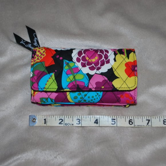 Vera Bradley Wallet/Wristlet - EUC - Picture 7 of 9